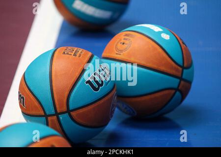 Saint-Pétersbourg, Russie. 13th mars 2023. Ballons officiels Wilson lors du match de basketball de la VTB United League, saison 2022/2023, Zenit Saint Petersbourg - CSKA Moscou à Saint Petersbourg à Sibur Arena. (Photo de Maksim Konstantinov/SOPA Images/Sipa USA) crédit: SIPA USA/Alay Live News Banque D'Images