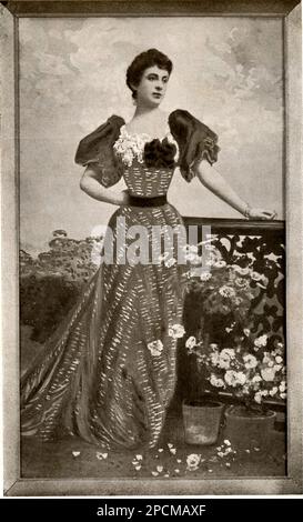 1906 CA, Firenze , Italie : le comtesse franco-espagnole HORTENSIA SERRISTORI ( née marquise Hortense DE LA GANDARA , Biarritz , France 1871 - Florence , Italie 1960 ), mariée à Senatore Conte UMBERTO SERRISTORI ( 1861 - 1941 ). Dans cette photo, le dessin de l'artiste italien painterEDOARDO DALBONO - Marchesa - Marquise - Contessa - Comtesse - BELLE EPOQUE - foto storiche - foto storica - portrait - ORTENSIA - ritratto - nobiltà italiana - nobility - nobili italiani - nobile - ITALIE - ITALIA - Conte ---- Archivio GBB Banque D'Images