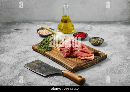 Jambe d'agneau non cuite crue, jarret de jarret Banque D'Images