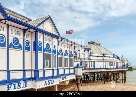 Jetée historique à la station de vacances Eastbourne dans East Sussex, Angleterre du Sud Banque D'Images