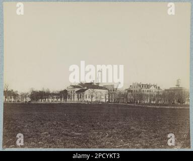 Académie Saint Joseph, Emmetsburg (Emmitsburg), MD, juillet 1863. N° 595, titre de l'article, photographe identifié dans le Catalogue des incidents photographiques de la guerre, de la galerie d'Alexander Gardner..par Bob Zeller, publié par le Centre de photographie de guerre civile, c2003, Don; Col. Godwin Ordway; 1948. Etats-Unis, Histoire, Guerre civile, 1861-1865, Etats-Unis, Maryland. Banque D'Images