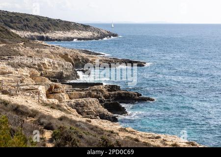 Cap Kamenjak, une zone naturelle protégée à l'extrémité sud de la péninsule d'Istrie en Croatie, en Europe Banque D'Images