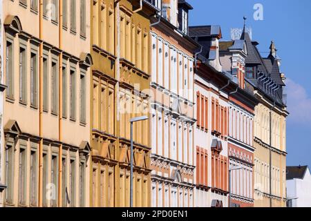 Chemnitz, Allemagne - ancien typique de l'architecture résidentiel sur la rue. Les immeubles à appartements. Banque D'Images