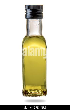 Huile d'olive aromatisée à la truffe noire râpée dans une petite bouteille en verre isolée sur du blanc avec un passe-cheveux inclus Banque D'Images