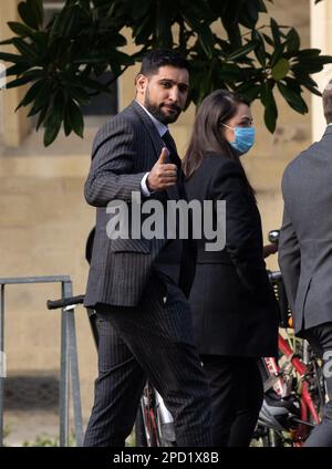 Amir Khan, ancien champion du monde de boxe, se présente au Snaresbrook Crown court, à l'est de Londres, où trois hommes sont accusés de voler le boxeur d'une montre de diamant au point d'arme. En avril 2022, la montre personnalisée de Khan, Franck Muller, en £72 000, a été volée à High Road, Leyton, dans l'est de Londres, après avoir quitté un restaurant avec sa femme, Faryal Makhdoom, et un ami. Date de la photo: Mardi 14 mars 2023. Banque D'Images