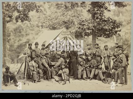 ENGINEER Company, 8th New York State Militia, Arlington, Virginia, juin 1861. Non B531, titre de l'article, cadeau; Col. Godwin Ordway; 1948. New York (État), Milice, Regiment, 8th, États-Unis, Histoire, Guerre civile, 1861-1865, États-Unis, Virginie, Arlington. Banque D'Images