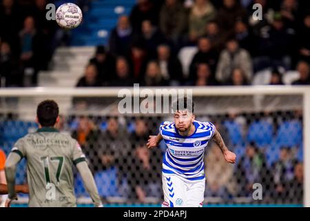 DOETINCHEM, PAYS-BAS - MARS 13: Rio Hillen de Graafschap dirige le ballon pendant le match Keuken Kampioen Divie entre de Graafschap et PEC Zwolle à de Vijverberg sur 13 mars 2023 à Doetinchem, pays-Bas (photo de René Nijhuis/Orange Pictures) Banque D'Images