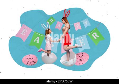Image composite de collage de sympathique fille idyllique de mère tenir les bras stand coquille d'œuf cassé Happy pâques drapeaux décor Banque D'Images