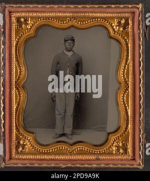 Soldat afro-américain non identifié en uniforme de l'Union. Liljenquist Family Collection of civil War Photographs , série de photos FAmbrotype/Tintype , pp/liljunion. Etats-Unis, Army, People, 1860-1870, Afro-Américains, Service militaire, 1860-1870, soldats, Union, 1860-1870, Uniformes militaires, Union, 1860-1870, drapeaux, américain, 1860-1870, États-Unis, Histoire, Guerre civile, 1861-1865, Personnel militaire, Union. Banque D'Images