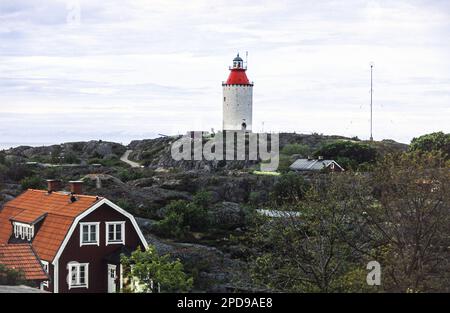 Phare, Oja (Landsort), le point le plus au sud de l'archipel de Stockholm, Suède, Scandinavie . Photo: Bo Arrhed Banque D'Images