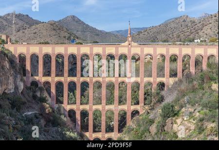 Aqueduc Aguila à Nerja, Andalousie, Espagne Banque D'Images