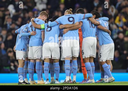 Manchester, Royaume-Uni. 14th mars 2023. Les joueurs de Manchester City forment un caucus avant le tour de l'UEFA Champions League du 16 Manchester City contre RB Leipzig au Etihad Stadium, Manchester, Royaume-Uni, 14th mars 2023 (photo de Mark Cosgrove/News Images) à Manchester, Royaume-Uni, le 3/14/2023. (Photo de Mark Cosgrove/News Images/Sipa USA) crédit: SIPA USA/Alay Live News Banque D'Images