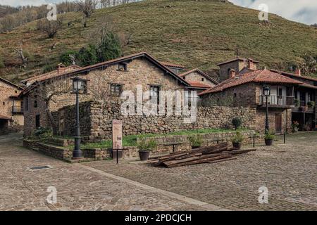 Bárcena Mayor, déclaré par l'association espagnole l'une des plus belles villes d'Espagne pour préserver le patrimoine culturel, naturel et rural. Banque D'Images