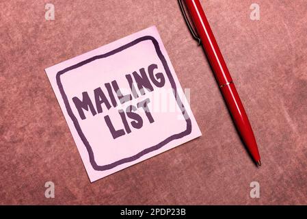 Affiche affichant la liste de diffusion. Aperçu des entreprises liste des personnes qui s'abonnent à une distribution de courrier périodique Banque D'Images