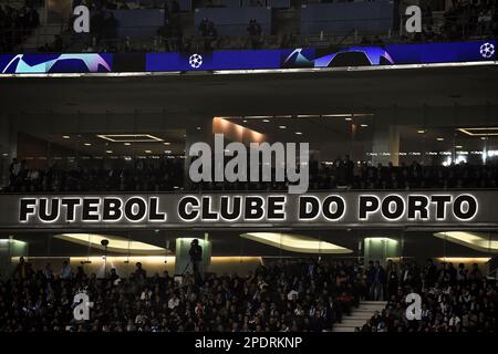 Porto, Portugal. 14 mars 2023. Une vue générale de l'Estadio do Dragao est visible lors du match de football 16 de la Ligue des champions de l'UEFA entre le FC Porto et le FC Internazionale. Credit: Nicolò Campo/Alay Live News Banque D'Images