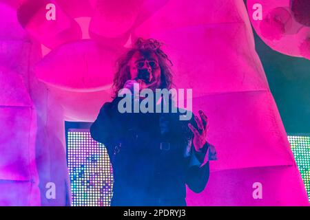 Wayne Coyne des Flaming Lips, sur scène lors de l'anniversaire 40th du festival WOMAD, Charlton Park, Malmesbury, Angleterre. 30 juillet 2022 Banque D'Images