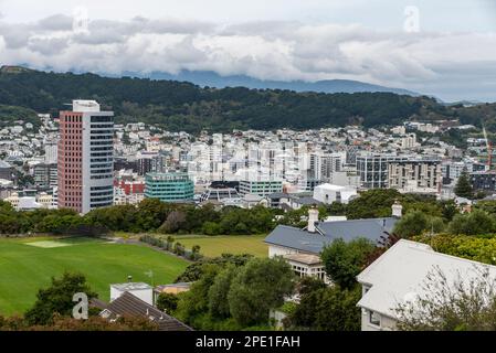 Wellington, Nouvelle-Zélande. Vue sur la ville depuis Kelburn Heights Banque D'Images