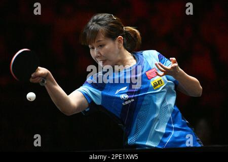 Singapour. 15th mars 2023. Chen Xingtong, de Chine, revient lors du match de 16 des femmes célibataires contre Han Ying, d'Allemagne, au World Table tennis (WTT) Singapore Smash à Singapour sur 15 mars 2023. Crédit: Puis Chih Wey/Xinhua/Alay Live News Banque D'Images