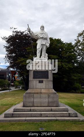 Statue de Robert Falcon Scott, explorateur de l'Antarctique, dans le centre de Christchurch, Nouvelle-Zélande. La statue a été sculptée en marbre par sa veuve Kathleen Scott Banque D'Images