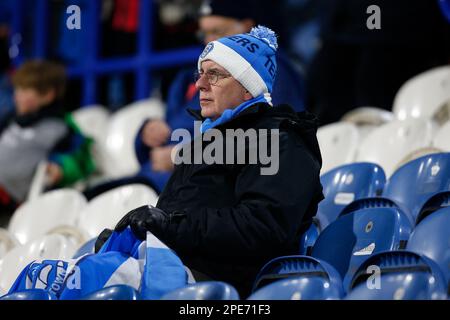 Huddersfield, Royaume-Uni. 15th mars 2023. Un fan de Huddersfield Town pendant le match de championnat de Sky Bet Huddersfield Town vs Norwich City au stade John Smith, Huddersfield, Royaume-Uni, 15th mars 2023 (photo de Ben Early/News Images) crédit: News Images LTD/Alay Live News Banque D'Images