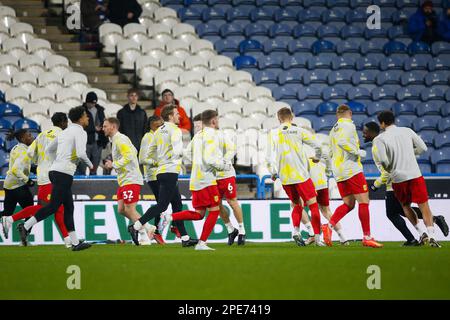 Huddersfield, Royaume-Uni. 15th mars 2023. Les joueurs de Huddersfield se réchauffent avant le championnat Sky Bet se disputent Huddersfield Town vs Norwich City au stade John Smith, Huddersfield, Royaume-Uni, 15th mars 2023 (photo de Ben Early/News Images) à Huddersfield, Royaume-Uni, le 3/15/2023. (Photo par Ben Early/News Images/Sipa USA) crédit: SIPA USA/Alay Live News Banque D'Images