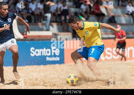 Rosario, Argentine. 15th mars 2023. ROSÁRIO, SF - 15.03.2023: COPA AMÉRICA DE FUTEBOL DE AREIA - Edson Souza (BRA), pendant le match entre le Brésil et l'Equateur dans le match de football de plage de Copa America à Rosario, en Argentine. (Photo: Sporeo/Fotoarena) crédit: Foto Arena LTDA/Alay Live News Banque D'Images