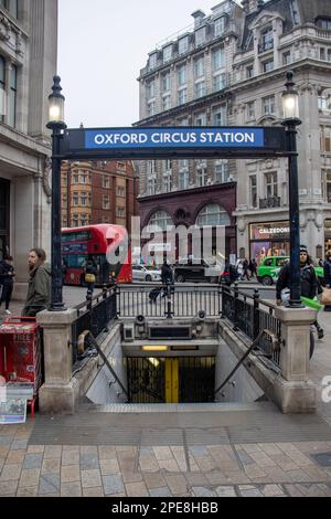 Londres, Royaume-Uni. 15th mars 2023. Les stations de trains et de tubes ont fermé ou ne servent que peu de service comme action de grève de l'ASLEF et du RMT. Credit: Sinai Noor/Alay Live News Banque D'Images