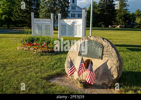 Un mémorial de guerre sur le commune de Shutesbury Banque D'Images