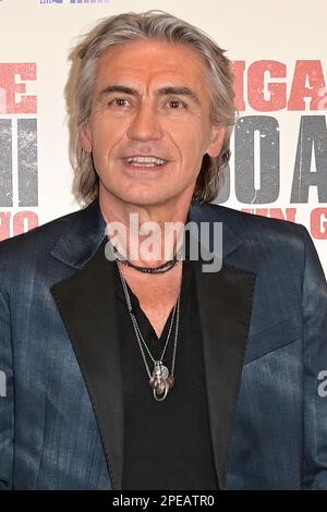 Rome, Italie. 15th mars 2023. Luciano Ligabue assiste à la séance photo du film 'Ligabue 30 anni in un giorno Campo volo' au cinéma Barberini. Crédit : SOPA Images Limited/Alamy Live News Banque D'Images