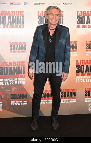 Rome, Italie. 15th mars 2023. Luciano Ligabue assiste à la séance photo du film 'Ligabue 30 anni in un giorno Campo volo' au cinéma Barberini. (Photo de Mario Cartelli/SOPA Images/Sipa USA) crédit: SIPA USA/Alay Live News Banque D'Images