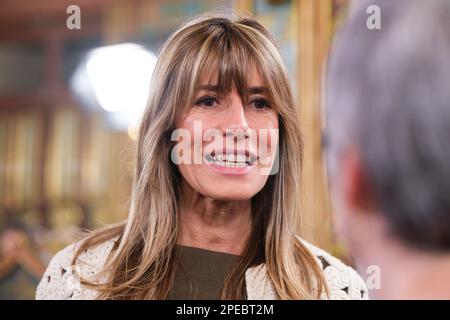 Madrid, Espagne. 15th mars 2023. Begoña Gómez assiste à la passerelle de la mariée atelier Couture dans le cadre de la semaine de la mode de Madrid, au Palais Santa Isabel de Madrid. (Photo par Atilano Garcia/SOPA Images/Sipa USA) crédit: SIPA USA/Alay Live News Banque D'Images