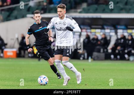 Varsovie, Pologne. 12th mars 2023. Ernest Muci de Legia en action pendant le match polonais PKO Ekstraklasa League entre Legia Warszawa et PGE FKS Stal Mielec au Maréchal Jozef Pilsudski Legia Warsaw Municipal Stadium. Score final; Legia Warszawa 2:0 PGE FKS Stal Mielec. Crédit : SOPA Images Limited/Alamy Live News Banque D'Images