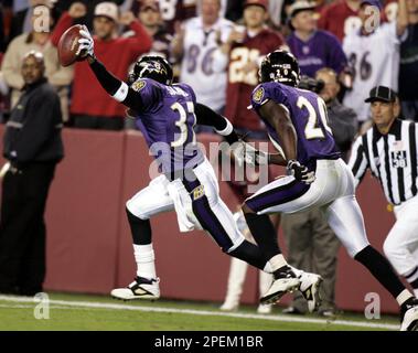 Baltimore Ravens cornerback Deion Sanders arrives for training camp Sunday,  July 31, 2005, in Westminster, Md. (AP Photo/Gail Burton Stock Photo - Alamy