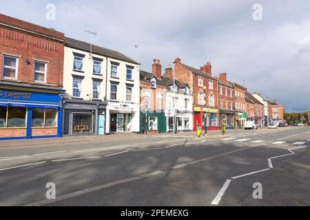 Scène tranquille dans les rues de Burton on Trent, Royaume-Uni Banque D'Images