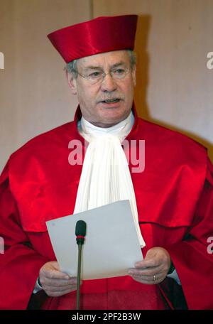 Winfried Hassemer, Vorsitzender Des Zweiten Senats Des ...