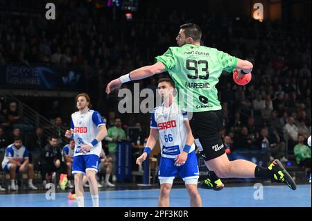 Berlin, Allemagne. 16th mars 2023. Berlin, Allemagne 16 mars 2023: Mijajlo Marsenic (93) de Fuechse Berlin sauts et pousses pour but pendant le match 1. Bundesliga - Füchse Berlin / VfL Gummersbach - Max-Schmeling-Halle. Berlin, Allemagne. (Ryan Sleiman /SPP) crédit: SPP Sport Press photo. /Alamy Live News Banque D'Images