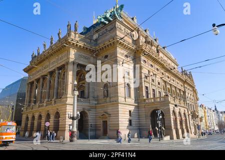 Prague, Tchèque, 21 mars 2019: Vue du Théâtre national, Prague, République Tchèque. Banque D'Images