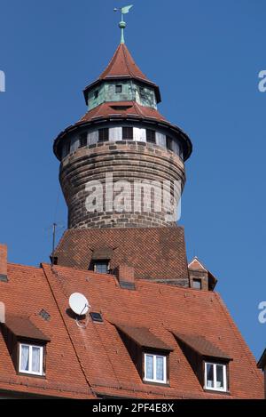 Tour Sinwell, tour historique autour de 1350, sur le Kaiserburg, Nuremberg, moyenne-Franconie, Bavière, Allemagne Banque D'Images