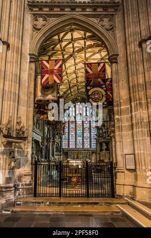 L'image est de la chapelle commémorative avec des honneurs de bataille à la cathédrale de Canterbury au Royal Kent Regiment connu sous le nom de buffs Banque D'Images