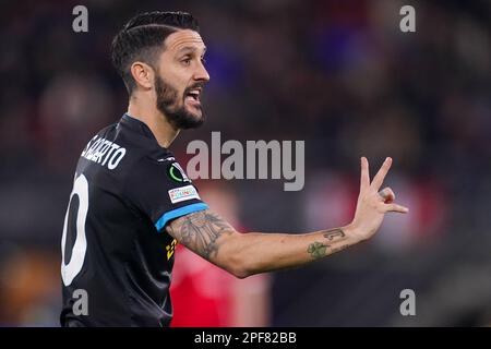 ALKMAAR, PAYS-BAS - MARS 16: Luis Alberto de SS Lazio entraîne ses coéquipiers pendant la série de 16 Leg 2 - UEFA Europa Conference League match entre AZ Alkmaar et SS Lazio à la Stadion AZ sur 16 mars 2023 à Alkmaar, pays-Bas (photo de Joris Verwijst/Orange Pictures) Banque D'Images