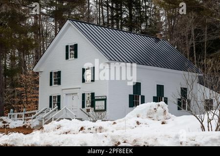 Situé dans une section rurale de Northeast Sandwich. C'est un bâtiment simple à un seul étage en bois cadre.construit en 1881 c'est le mieux conservé 19th siècle Qu Banque D'Images