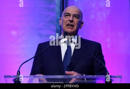 M. Nikolaos-Georgios Dendias, Ministre des affaires étrangères de la Grèce/de la République hellénique, adresse des invités à la Bibliothèque Morgan sur 16 mars 2023, à New York, aux États-Unis. Dendias a défini les principes de base de la candidature de la Grèce à un siège au Conseil de sécurité des Nations Unies. pour le terme 2025-2026. Les points clés sont les suivants: «Le règlement pacifique des différends, le respect du droit international et des principes de la Charte des Nations Unies, les femmes, la paix et la sécurité, le changement climatique et la sécurité, les enfants dans les conflits armés et la maritimessecurity». (Photo de John Lamparski/Sipa USA) Banque D'Images