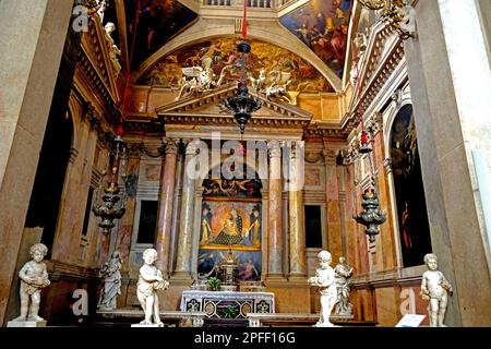 Capella Del Rosario dans la basilique de S. Anastasia à Vérone Italie Banque D'Images