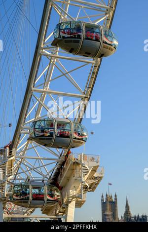 Londres, Royaume-Uni - 19 mai 2018 : The London Eye, ou Millennium Wheel à Londres Banque D'Images