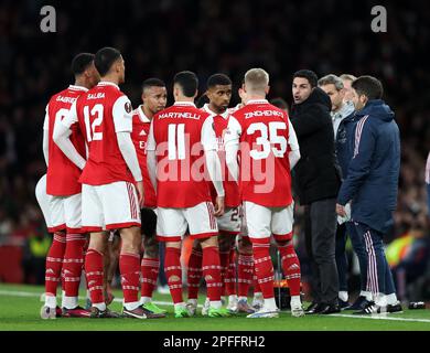 Londres, Royaume-Uni. 16th mars 2023. Mikel Arteta, directeur d'Arsenal, s'adresse à son équipe lors du match de l'UEFA Europa League au stade Emirates de Londres. Le crédit photo devrait se lire: David Klein/Sportimage crédit: Sportimage/Alay Live News Banque D'Images