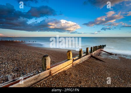 Plage de Worthing, West Sussex, Angleterre. Banque D'Images