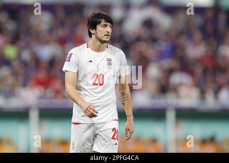 Sardar Azmoun d'Iran vu lors de la coupe du monde de la FIFA, Qatar 2022 match entre IR Iran et les États-Unis au stade Al Thumama. Score final; IR Iran 0:1 États-Unis. Banque D'Images