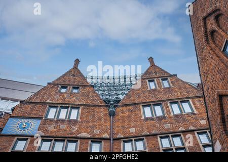 Maison Glockenspiel (Haus des Glockenspiels) à Bottcherstrasse Street - Brême, Allemagne Banque D'Images