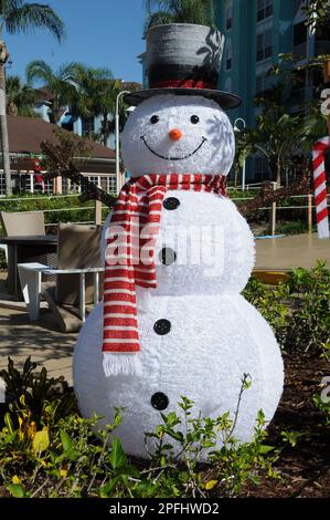 TURTLE CAY CIRCLE/ORLANDO / FLORIDA / USA - 01 décembre 2017. célébration de Noël et décorations Snow man et chapeau haut dans la station. (Photo.Francis Dean/Dean Pictures) Banque D'Images