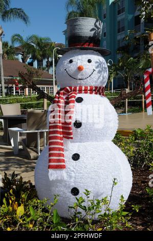 TURTLE CAY CIRCLE/ORLANDO / FLORIDA / USA - 01 décembre 2017. célébration de Noël et décorations Snow man et chapeau haut dans la station. (Photo.Francis Dean/Dean Pictures) Banque D'Images